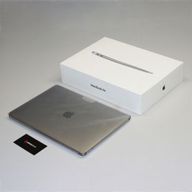 Apple MacBook Air M1 13" 2020 8 гб RAM 256 гб SSD