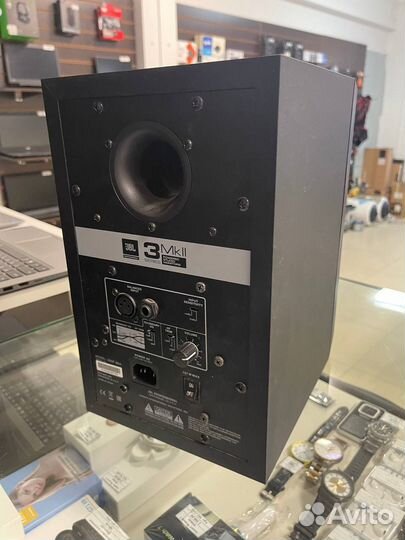 Колонка jbl 305pm монитор