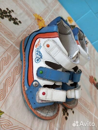 Ортопедические сандалии