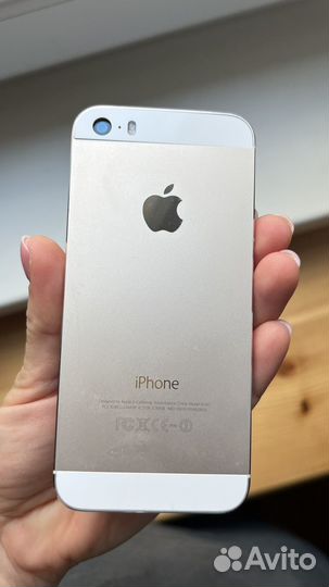 Телефон iPhone 5s 32gb