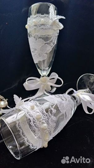 Очаг семейный и свадебные бокалы