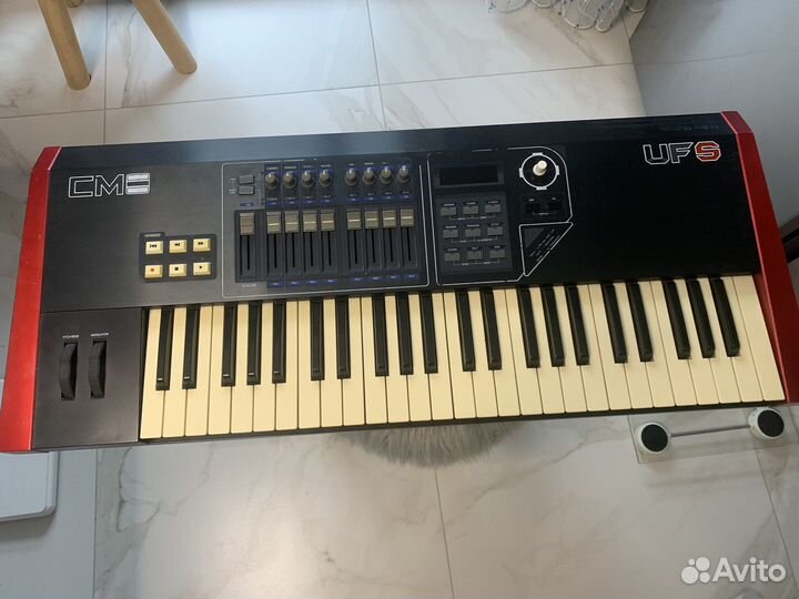 MiDi клавиатура CME UF5