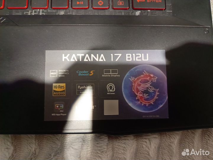 Игровой ноутбук msi katana 17 (B12UCX-1023XRU)