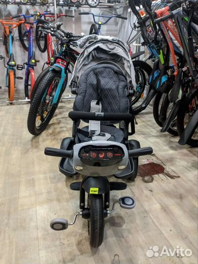 Детский трёх колесный велосипед