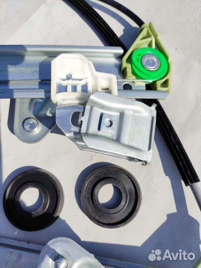 Стеклоподъёмники передние Лада Гранта