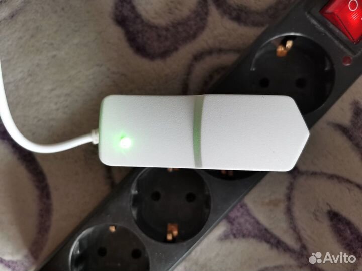 Зарядное устройство адаптер зарядка Блок питания