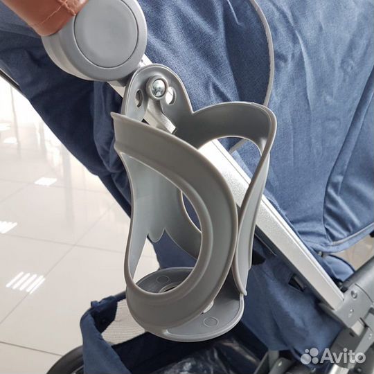 Коляска прогулочная Carrello Vista