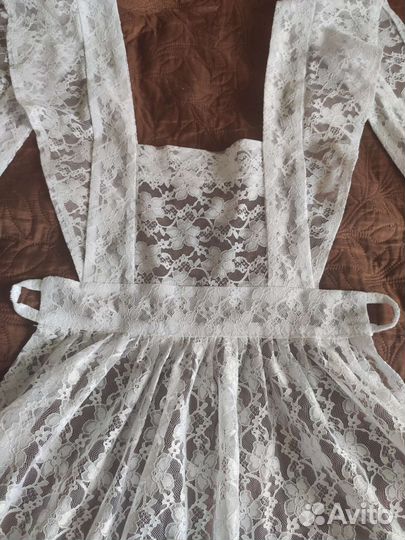 Белый школьный фартук