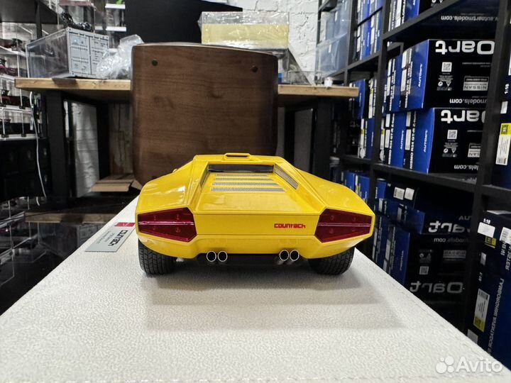 Make Up Lamborghini Countach Lp500 1:18