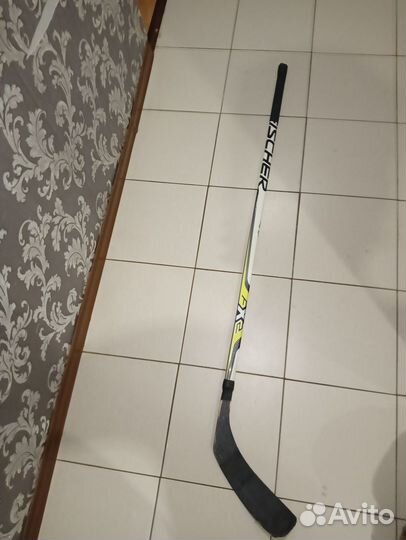 Клюшка хоккейная