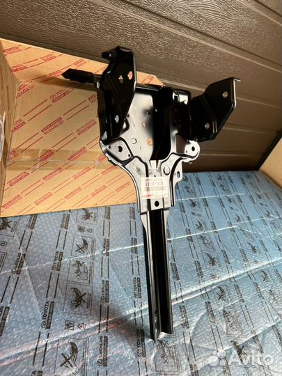 Стойка замка капота Lexus Nx 2014-2021