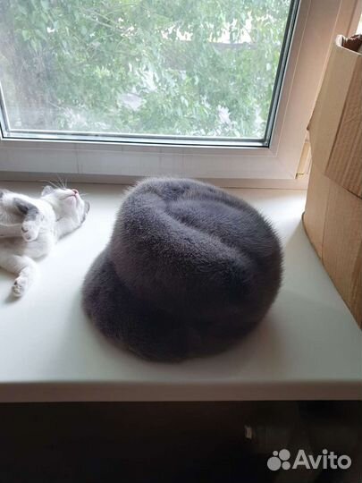 Шапка норковая голубая