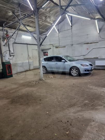 Гараж, > 30 м²