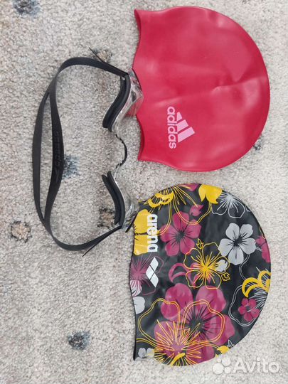 Шапочки для плавания и очки (оригинал)