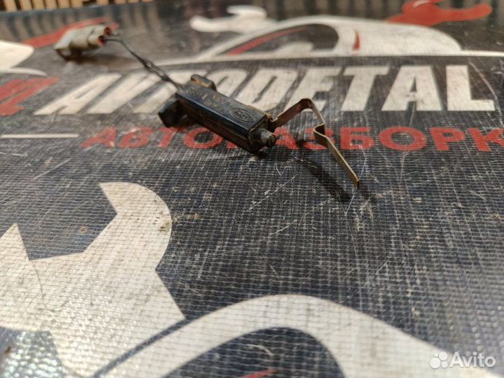 Датчик температуры воздуха Ford Focus 2 хэтчбек