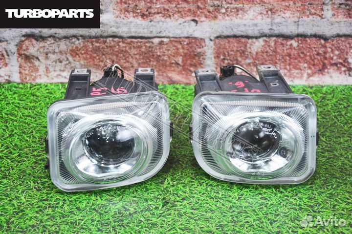 Туманки передние Subaru Legacy B4 BE5 EJ20