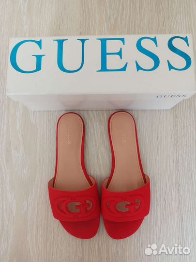 Шлепанцы guess