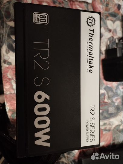 Thermaltake TR2 S 600W