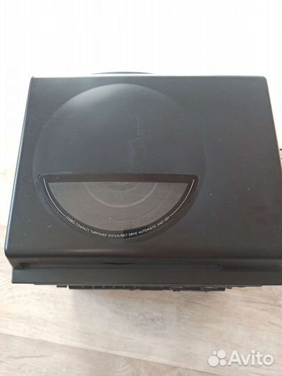Музыкальный центр с виниловым проигрывателем