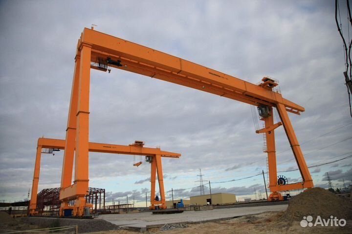 Козловой кран 3м 2т