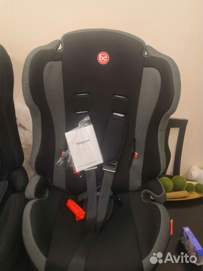 Детское кресло в машину