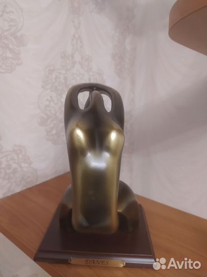 Статуэтки из полистоуна