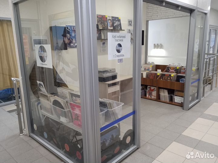 Stranglers Bryan Ferry Rainbow Blondie Deep Purple