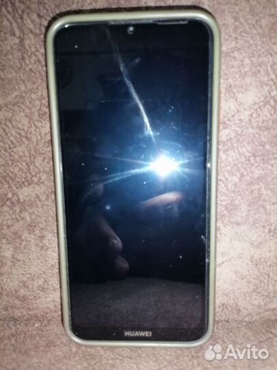 HUAWEI Y6s, 3/64 ГБ