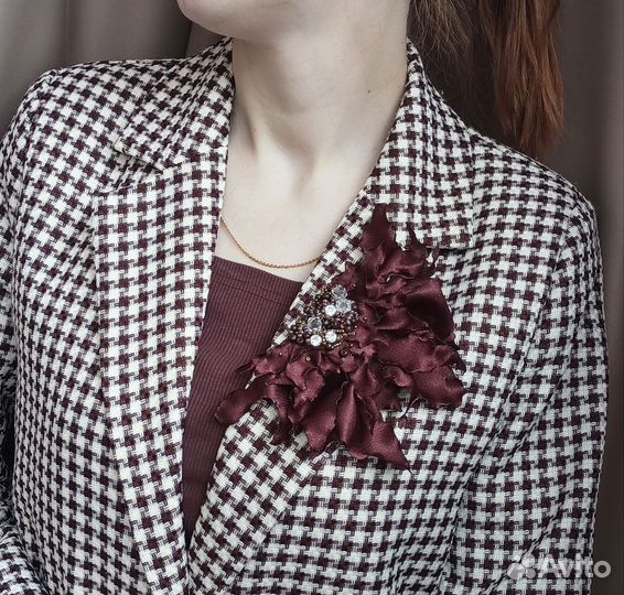 Брошь ручной работы