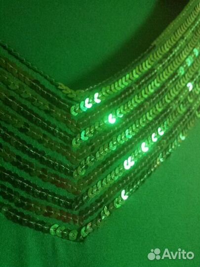 Кофта с пайетками