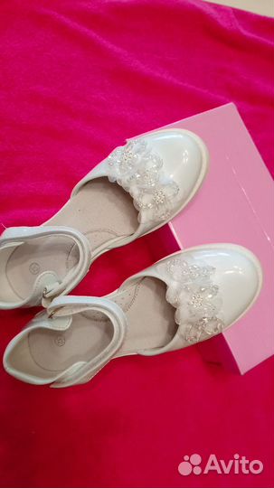Новые туфли для девочки 32