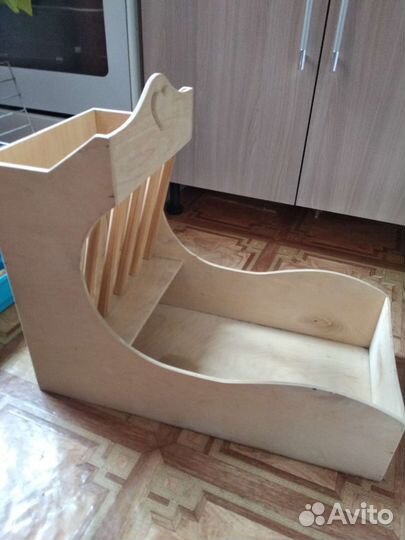 Кормушка, сенник для декоративных кроликов