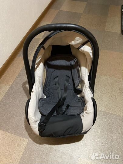 Коляска zippy 3 в 1