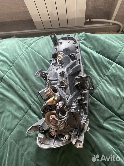 Фара левая митсубиси лансер 10