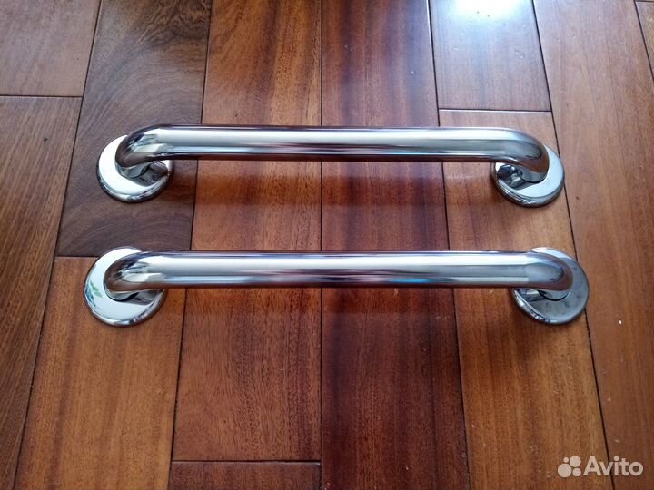 Поручень в ванную, в санитарные комнаты из нерж ст