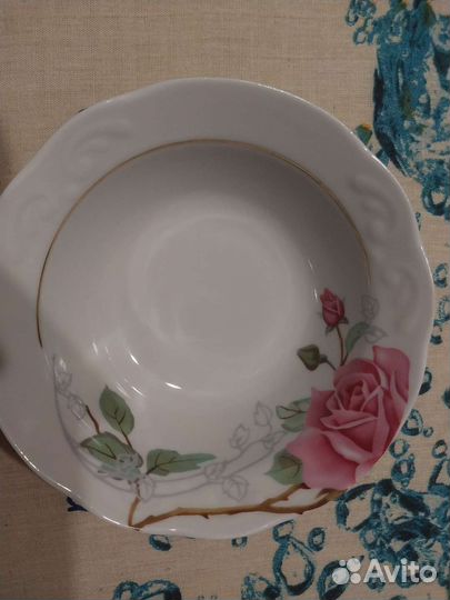Салатник фарфоровый