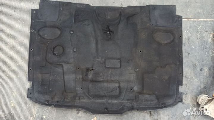 Шумоизоляция капота бмв е34