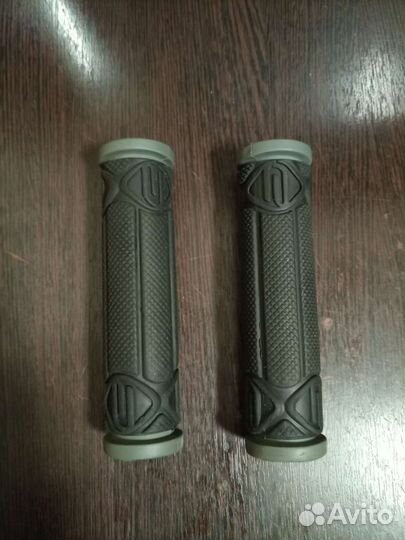 Грипсы для велосипеда