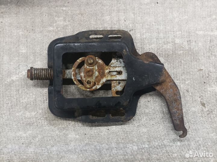 Механизм ручника Mercedes Sprinter W901-W909