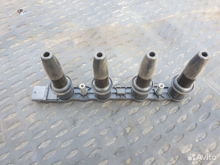 Катушка зажигания Opel Astra H Zafira Астра Зафира