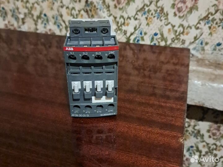 Контактор ABB Af09 30 01 13