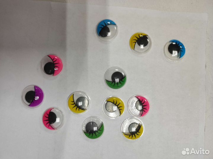 Глаза, губы, носики