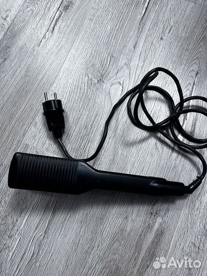 Выпрямитель для волос