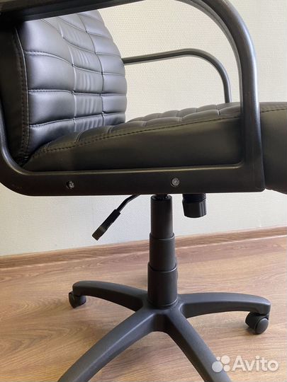 Кресло для офиса от производителя