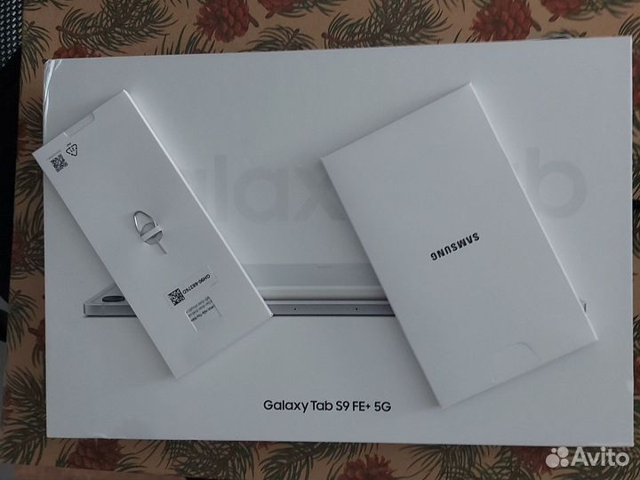 Samsung Galaxy Tab S9 FE + 5G 8/128