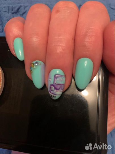 Маникюр и педикюр