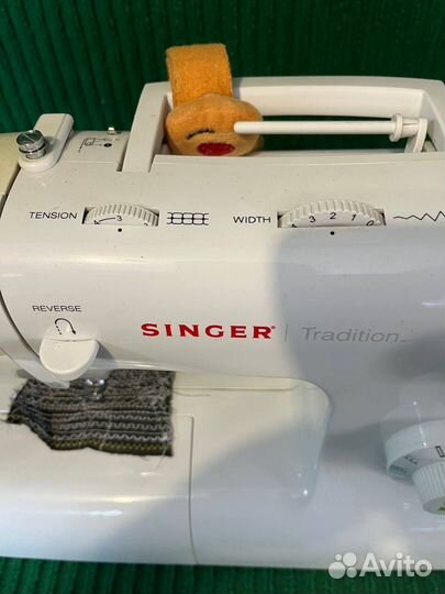 Швейная машина Singer 2273 (г3987к)