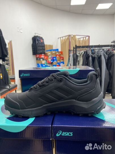 Кроссовки adidas terrex демисезонные