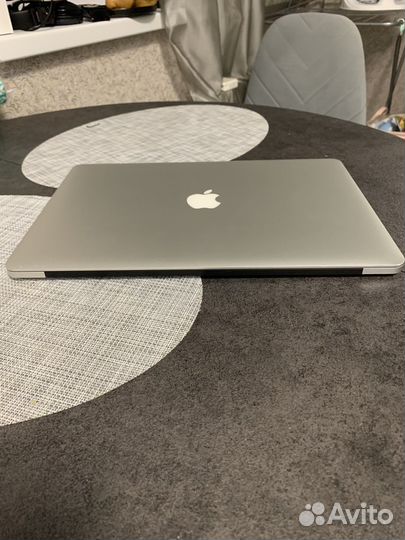 MacBook Pro (Retina, 15-inch, Late 2013)