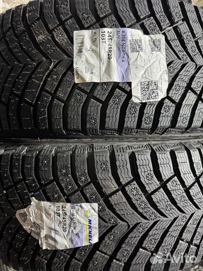 Michelin X-Ice North 4 245/45 R20 103T